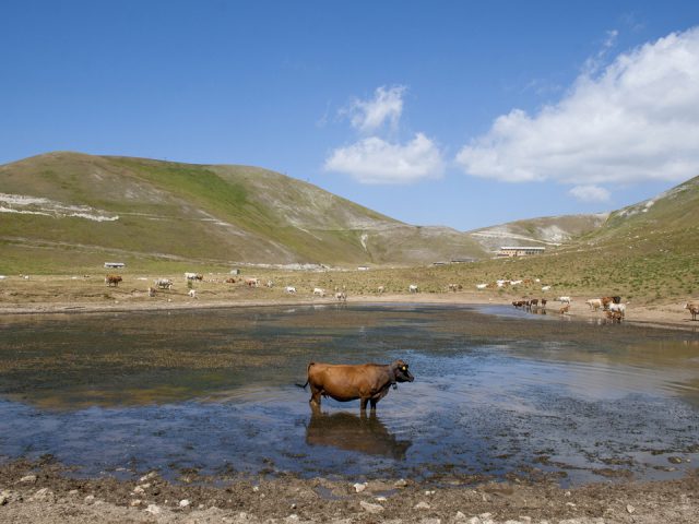 campo imperatore - i cinque laghetti - canyion dello scoppaturo 