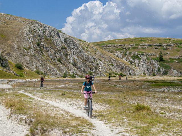 campo imperatore - i cinque laghetti - canyion dello scoppaturo 